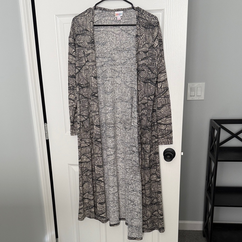 LuLaRoe Gray and Black Patterned Cardigan